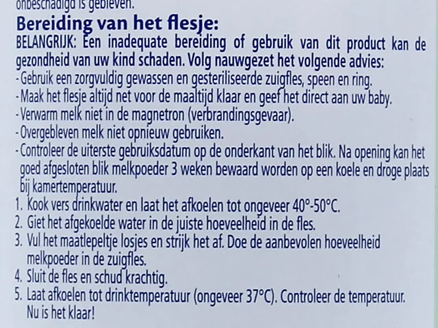 The preparation instructions on the Dutch Goat Stage 1 tin